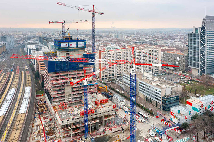 170 Meter hoher Büroturm: Liebherr-Krane am Bau des „To Lyon“ beteiligt